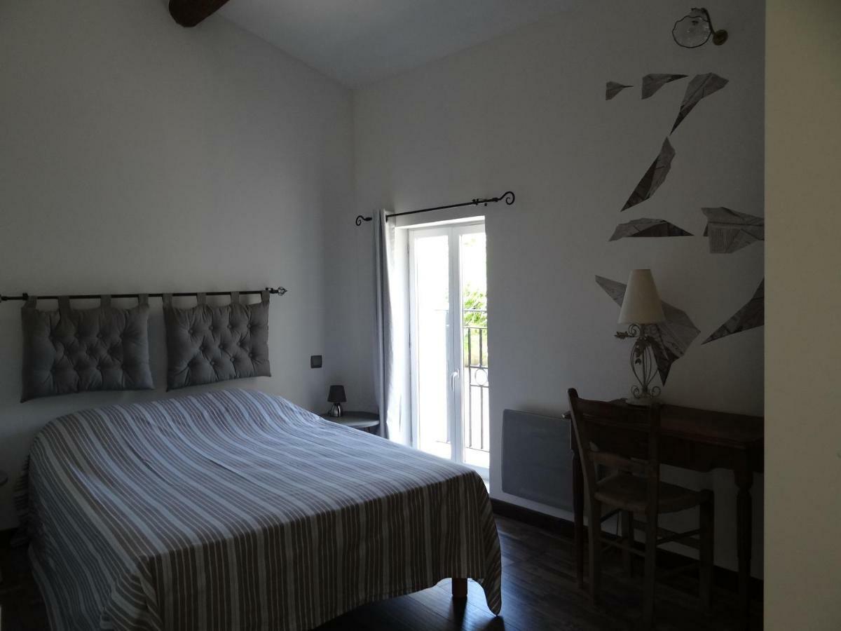 לינה וארוחת בוקר Saint-Nazaire-d'Aude Le Relais Du Bouchon מראה חיצוני תמונה